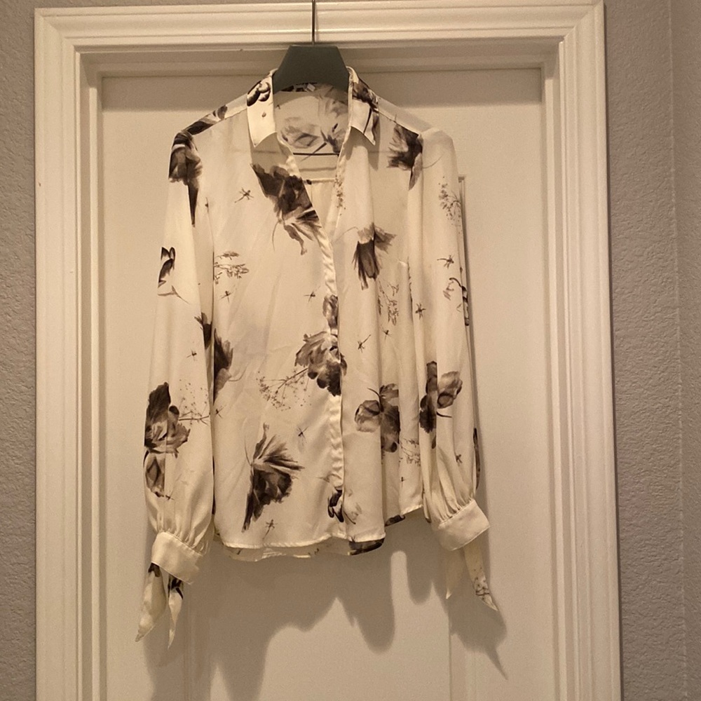 Express dress shirt size M